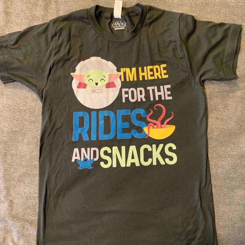 Star Wars The Mandalorian Baby Yoda T-shirt Size S